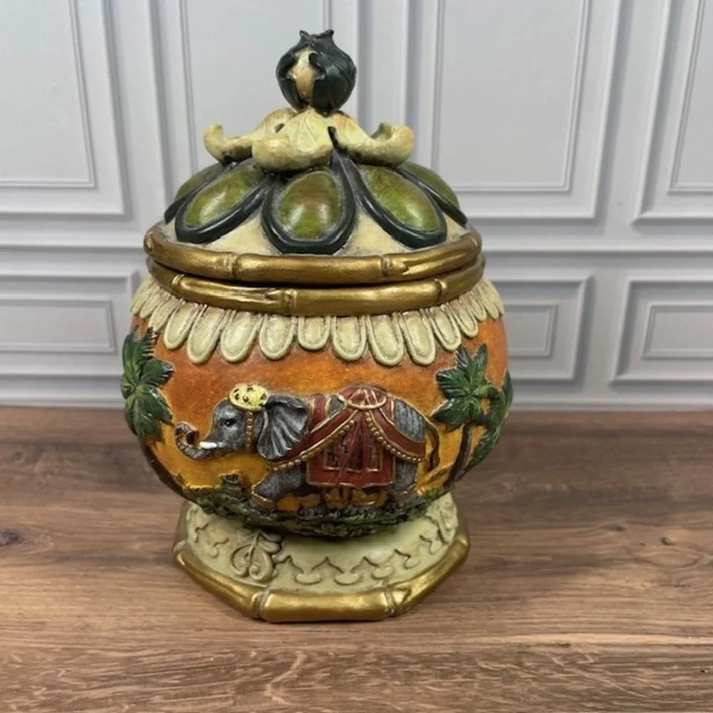 Hand Painted Decorative Two Piece Jar Keepsake‎ Urn Container Elephant Safari